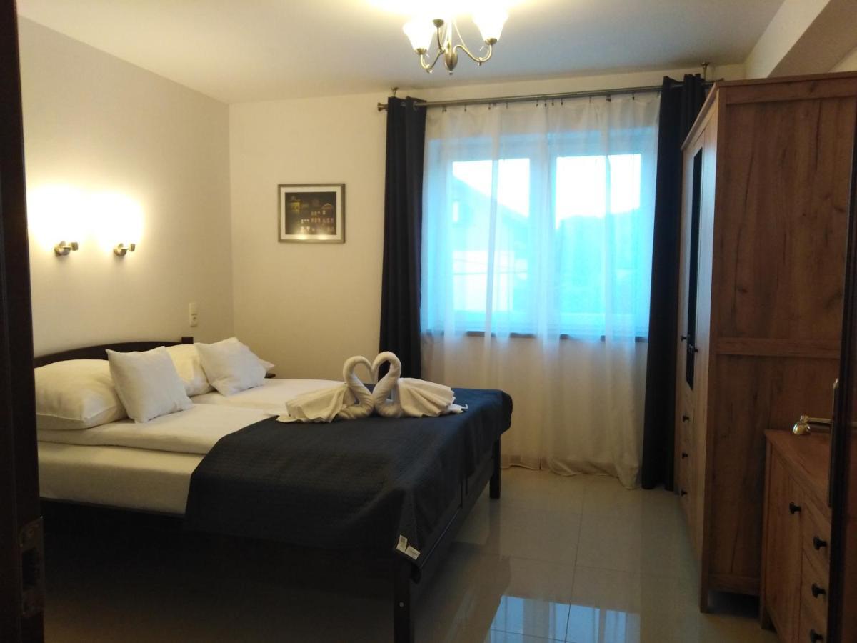 Apartament Willa Jacuu ชเจอร์ค ภายนอก รูปภาพ